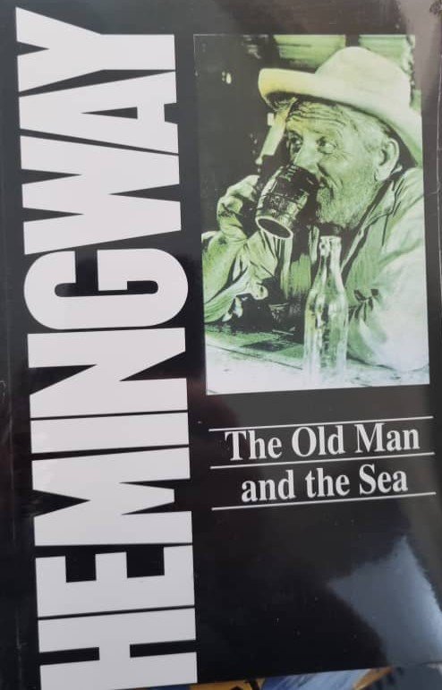 پیرمرد و دریا جلد مشکی The Old Man and the Sea